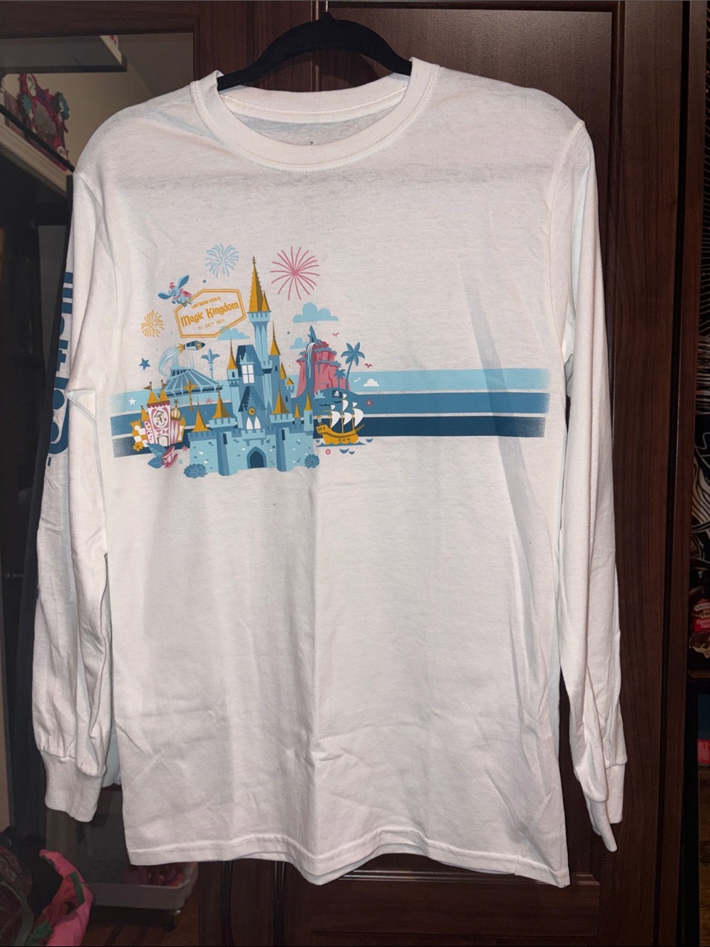 NWOT Disney World Long Sleeve
